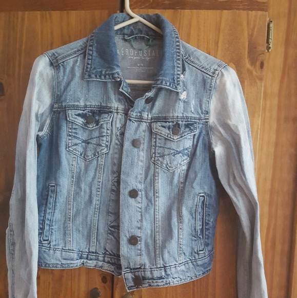Jean jacket - Picture 1 of 1